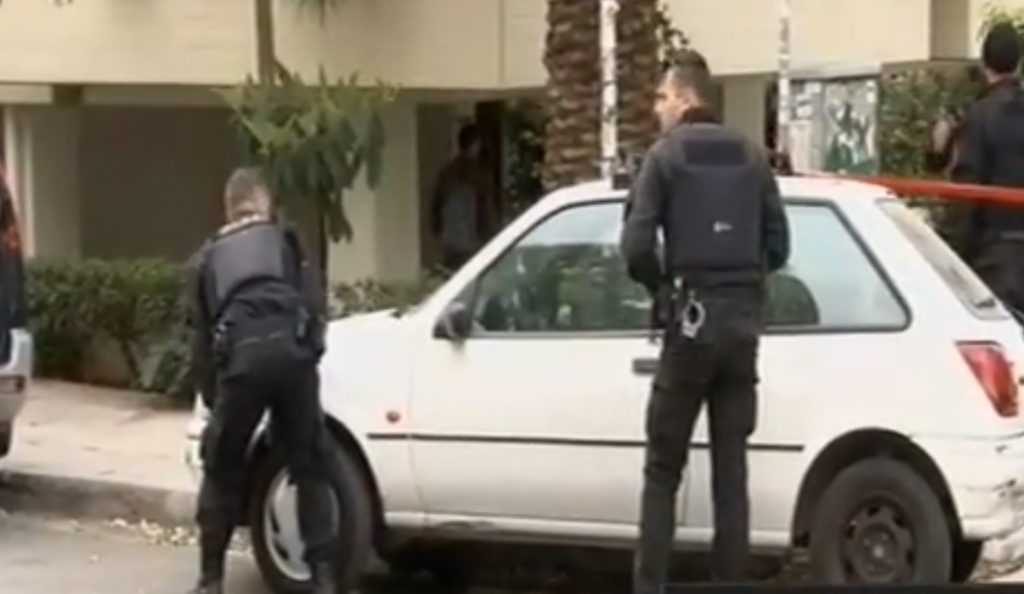 Φάληρο: Χτενίζει την περιοχή η ΕΛ.ΑΣ. για τον 4ο ληστή | Pagenews.gr Φάληρο: Χτενίζει την περιοχή η ΕΛ.ΑΣ. για τον 4ο ληστή | Pagenews.gr