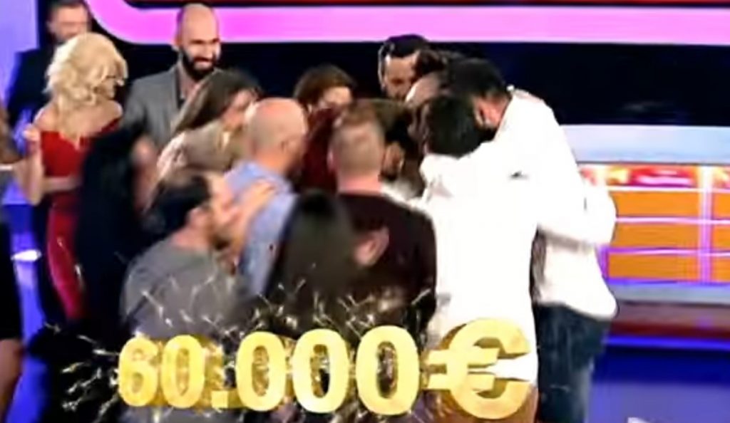 Τίναξε την μπάνκα στον αέρα – Πήρε 60.000 ευρώ στο deal (vid) | Pagenews.gr Τίναξε την μπάνκα στον αέρα – Πήρε 60.000 ευρώ στο deal (vid) | Pagenews.gr