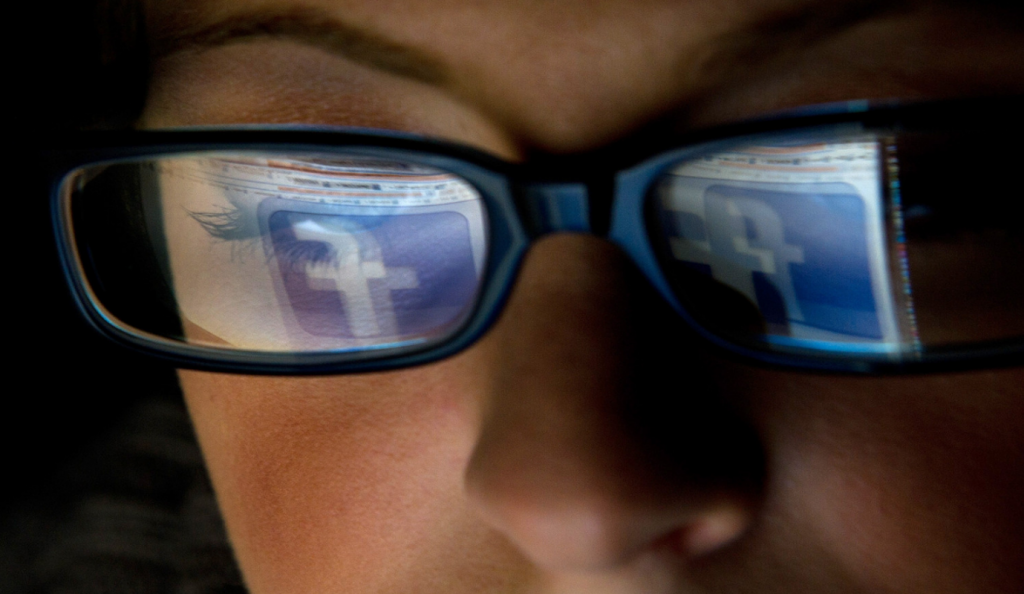 Facebook: Απάντηση στις κατηγορίες περί στοχευμένων διαφημίσεων σε χρήστες | Pagenews.gr Facebook: Απάντηση στις κατηγορίες περί στοχευμένων διαφημίσεων σε χρήστες | Pagenews.gr