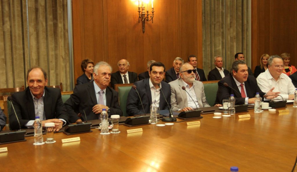 Δεν καταργούνται τελικά οι Πανελλαδικές – 14ετής υποχρεωτική εκπαίδευση | Pagenews.gr Δεν καταργούνται τελικά οι Πανελλαδικές – 14ετής υποχρεωτική εκπαίδευση | Pagenews.gr