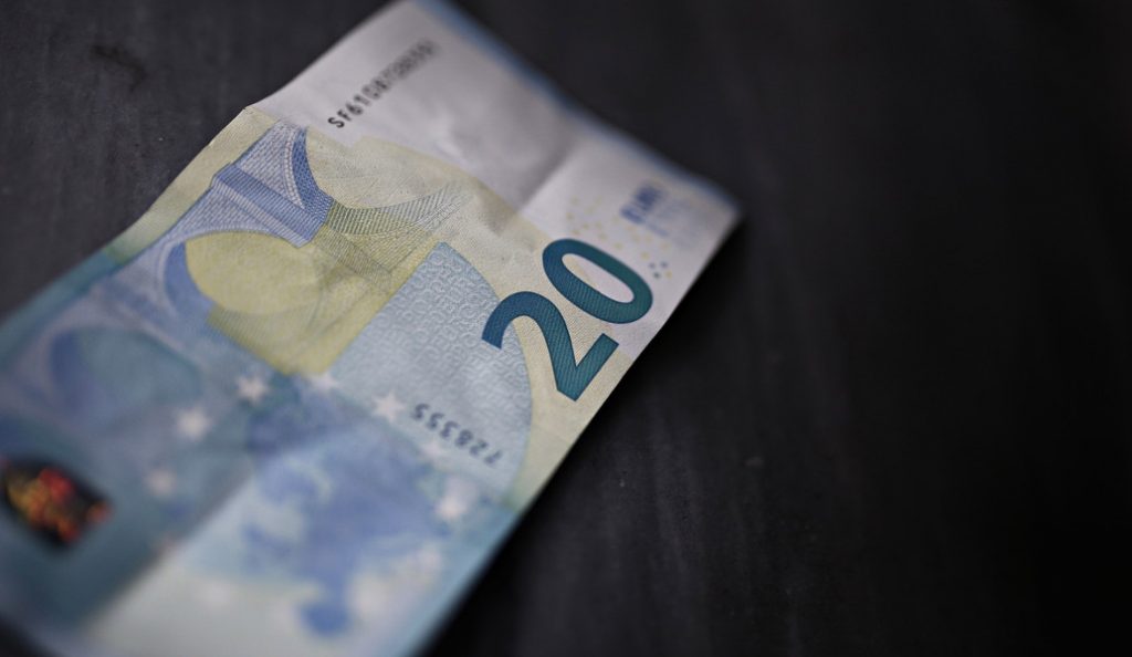 Εγκρίθηκε η πληρωμή του Κοινωνικού Εισοδήματος Αλληλεγγύης για τον Ιούνιο | Pagenews.gr Εγκρίθηκε η πληρωμή του Κοινωνικού Εισοδήματος Αλληλεγγύης για τον Ιούνιο | Pagenews.gr
