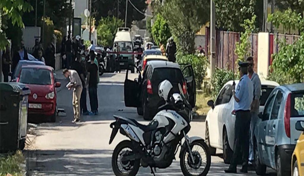 Συγκλονίζει ο γιος του Βασίλη Γρίβα που ούρλιαζε: «Δάσκαλε, βοήθα με, σκοτώνουν τον πατέρα μου» | Pagenews.gr Συγκλονίζει ο γιος του Βασίλη Γρίβα που ούρλιαζε: «Δάσκαλε, βοήθα με, σκοτώνουν τον πατέρα μου» | Pagenews.gr