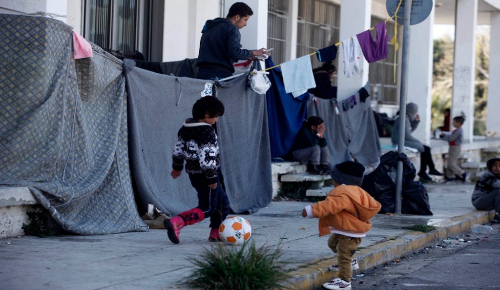 Στα Χανιά οι δύο πρώτες οικογένειες προσφύγων | Pagenews.gr Στα Χανιά οι δύο πρώτες οικογένειες προσφύγων | Pagenews.gr