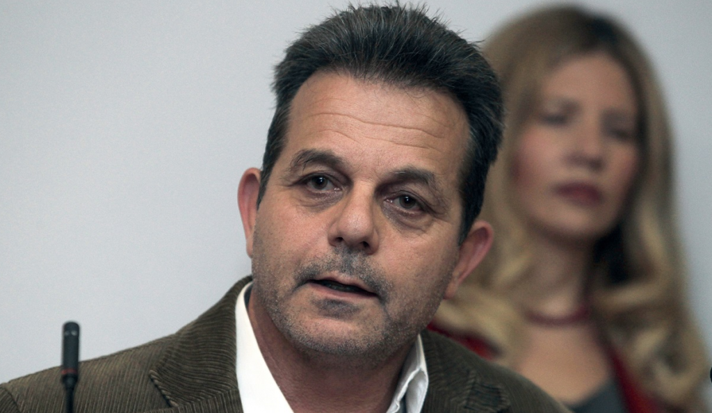 Συναδινός: «Τελικός της ντροπής!» (vid) | Pagenews.gr Συναδινός: «Τελικός της ντροπής!» (vid) | Pagenews.gr