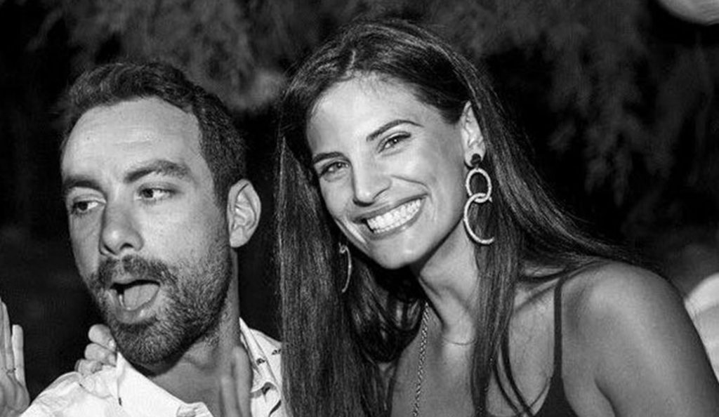 Σάκης Τανιμανίδης – Χριστίνα Μπόμπα: Ο έρωτάς τους δεν κρύβεται (pic) | Pagenews.gr Σάκης Τανιμανίδης – Χριστίνα Μπόμπα: Ο έρωτάς τους δεν κρύβεται (pic) | Pagenews.gr