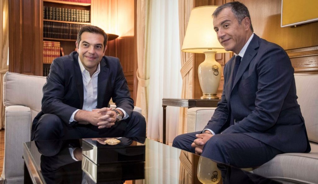 O Τσίπρας τηλεφώνησε στον Σταύρο Θεοδωράκη | Pagenews.gr O Τσίπρας τηλεφώνησε στον Σταύρο Θεοδωράκη | Pagenews.gr