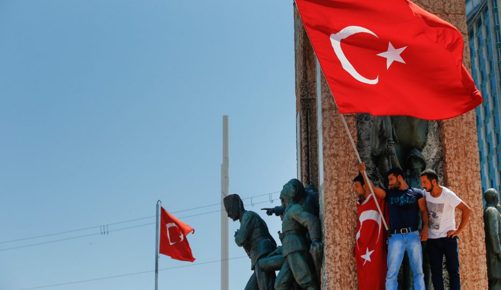 Τουρκία: Σύλληψη 136 υπόπτων για την απόπειρα πραξικοπήματος | Pagenews.gr Τουρκία: Σύλληψη 136 υπόπτων για την απόπειρα πραξικοπήματος | Pagenews.gr