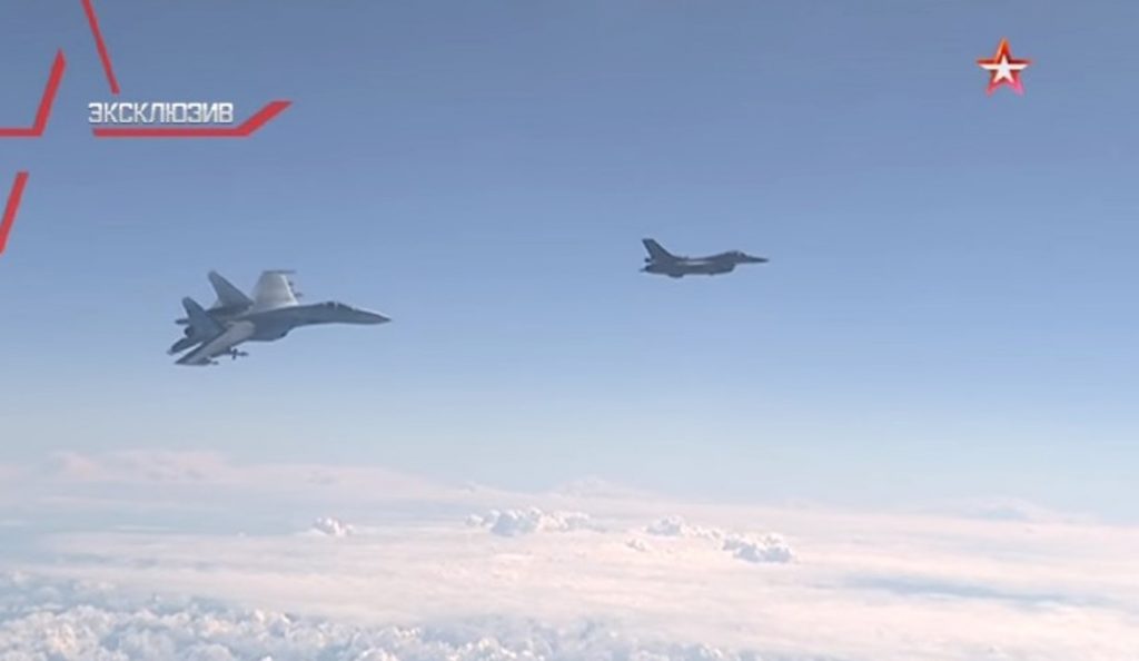 Ντοκουμέντο από το επεισόδιο ρωσικού Su-27 με ΝΑΤΟϊκό F-16 (vid) | Pagenews.gr Ντοκουμέντο από το επεισόδιο ρωσικού Su-27 με ΝΑΤΟϊκό F-16 (vid) | Pagenews.gr