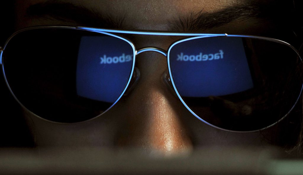 Έρευνα: Τέσσερις οι… «φυλές» χρηστών του Facebook – Εσείς σε ποια ανήκετε; | Pagenews.gr Έρευνα: Τέσσερις οι… «φυλές» χρηστών του Facebook – Εσείς σε ποια ανήκετε; | Pagenews.gr