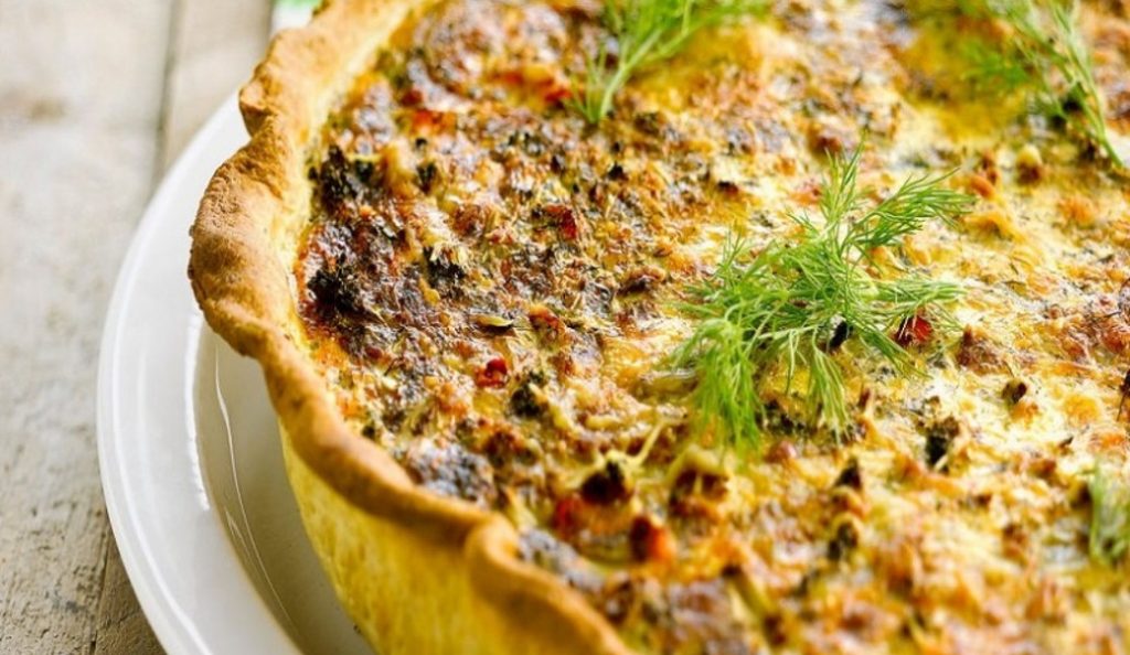 Κις με σολομό και άνηθο – Νόστιμη και εύκολη | Pagenews.gr Κις με σολομό και άνηθο – Νόστιμη και εύκολη | Pagenews.gr