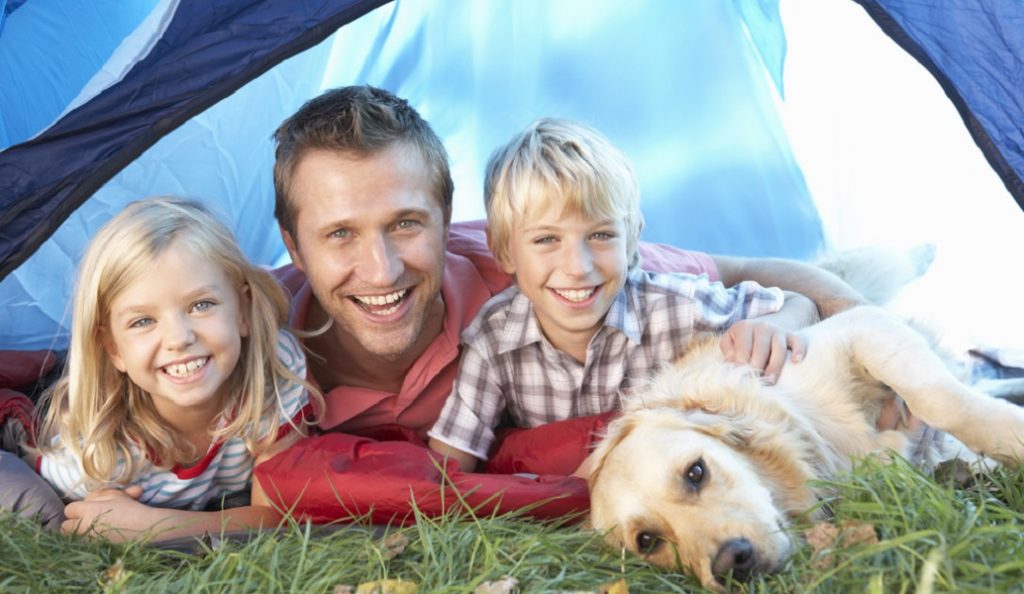 Παιδιά και Camping: Όλα όσα πρέπει να γνωρίζετε | Pagenews.gr Παιδιά και Camping: Όλα όσα πρέπει να γνωρίζετε | Pagenews.gr