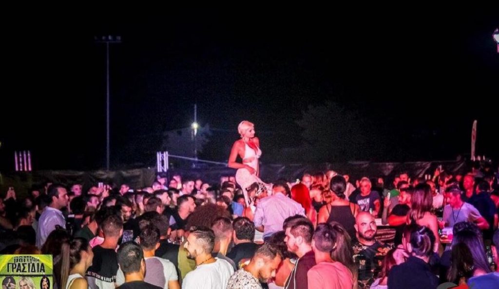 Τι έπαθε το πρόσωπο της Τζούλιας Αλεξανδράτου; (pics) | Pagenews.gr Τι έπαθε το πρόσωπο της Τζούλιας Αλεξανδράτου; (pics) | Pagenews.gr