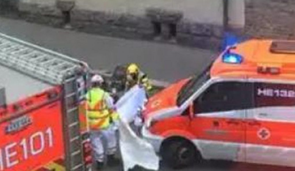 Έκτακτο: Αυτοκίνητο έπεσε σε πεζούς στο Ελσίνκι – Ένας νεκρός, πολλοί τραυματίες | Pagenews.gr Έκτακτο: Αυτοκίνητο έπεσε σε πεζούς στο Ελσίνκι – Ένας νεκρός, πολλοί τραυματίες | Pagenews.gr