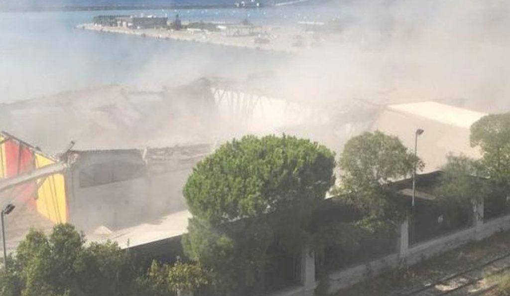 Πάτρα: Κλιμάκιο από την Αθήνα καταγράφει τις ποσότητες αμιάντου στο παλιό λιμάνι (vid) | Pagenews.gr Πάτρα: Κλιμάκιο από την Αθήνα καταγράφει τις ποσότητες αμιάντου στο παλιό λιμάνι (vid) | Pagenews.gr