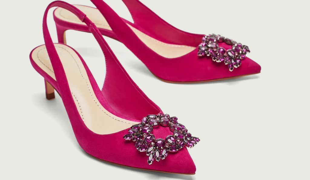 Η Zara έφερε γόβες που θυμίζουν Manolo Blahnik – Είναι υπέροχες (pics) | Pagenews.gr Η Zara έφερε γόβες που θυμίζουν Manolo Blahnik – Είναι υπέροχες (pics) | Pagenews.gr