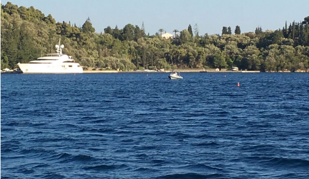 Ριμπολόβλεφ: Η θαλαμηγός «ΑΝΝΑ» στο λιμάνι του Σκορπιού (pics&vid) | Pagenews.gr Ριμπολόβλεφ: Η θαλαμηγός «ΑΝΝΑ» στο λιμάνι του Σκορπιού (pics&vid) | Pagenews.gr