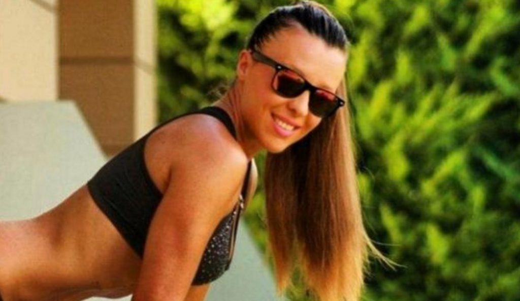 Οι αποκαλυπτικές πόζες της Πάζιου στο Instagram | Pagenews.gr Οι αποκαλυπτικές πόζες της Πάζιου στο Instagram | Pagenews.gr