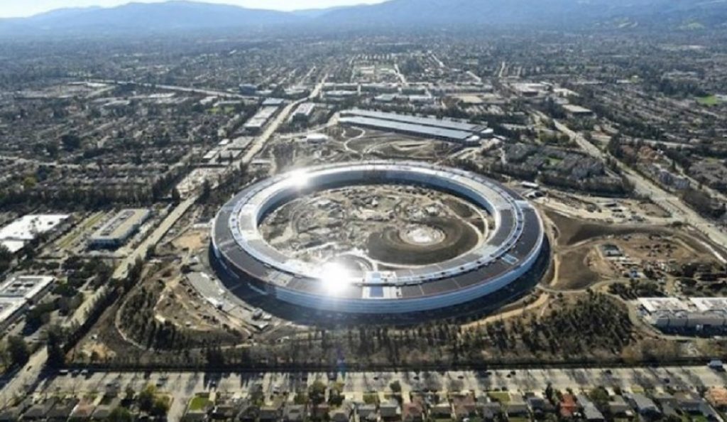iPhone 8: Αυτό είναι το εντυπωσιακό κτίριο που θα γίνει η παρουσίαση (vid) | Pagenews.gr iPhone 8: Αυτό είναι το εντυπωσιακό κτίριο που θα γίνει η παρουσίαση (vid) | Pagenews.gr