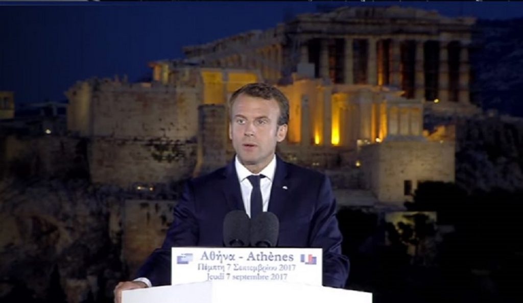 Ο Εμανουέλ Μακρόν μίλησε ελληνικά στην Πνύκα: Εδώ οι Αθηναίοι επινόησαν την Δημοκρατία | Pagenews.gr Ο Εμανουέλ Μακρόν μίλησε ελληνικά στην Πνύκα: Εδώ οι Αθηναίοι επινόησαν την Δημοκρατία | Pagenews.gr