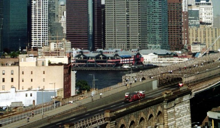 9/11: Αυτή είναι η πιο εμβληματική φωτογραφία της 11ης Σεπτεμβρίου (pics) | Pagenews.gr 9/11: Αυτή είναι η πιο εμβληματική φωτογραφία της 11ης Σεπτεμβρίου (pics) | Pagenews.gr