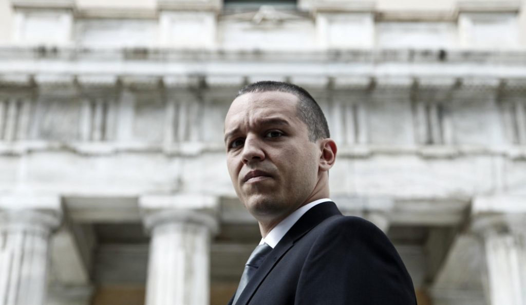 Βουλή: Η Επιτροπή Δεοντολογίας ζητά την περικοπή της βουλευτικής αποζημίωσης του Κασιδιάρη | Pagenews.gr Βουλή: Η Επιτροπή Δεοντολογίας ζητά την περικοπή της βουλευτικής αποζημίωσης του Κασιδιάρη | Pagenews.gr