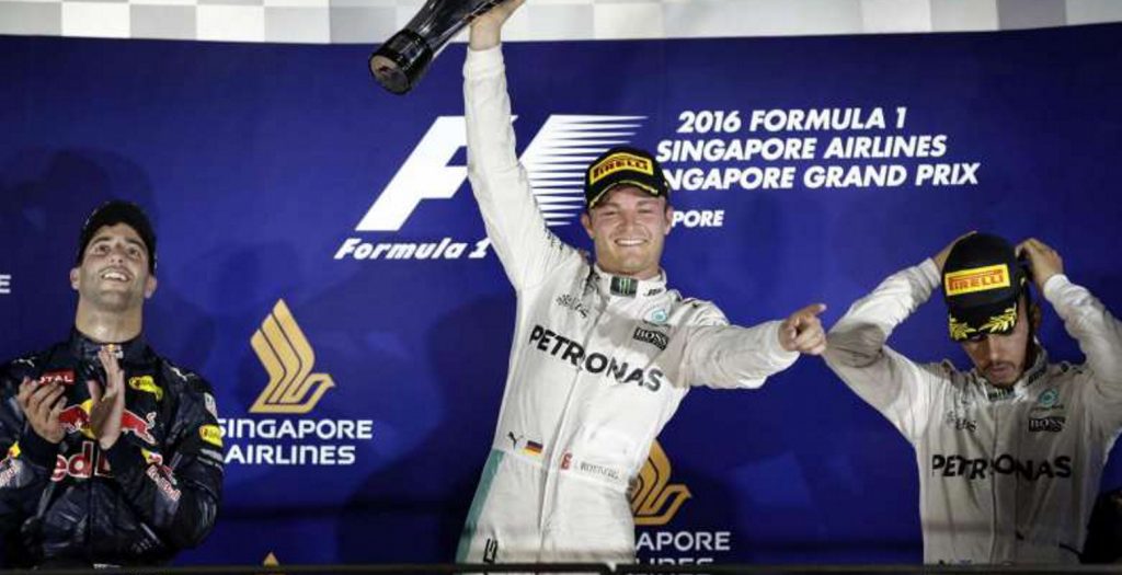 GP Σιγκαπούρης: Τρίτη συνεχόμενη νίκη για το Rosberg | Pagenews.gr GP Σιγκαπούρης: Τρίτη συνεχόμενη νίκη για το Rosberg | Pagenews.gr
