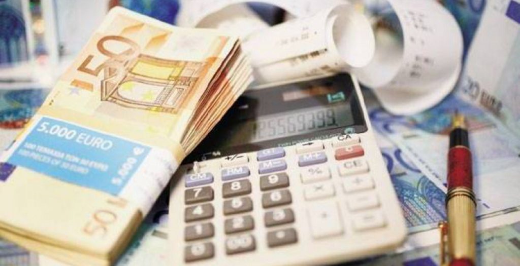 «Ψήνεται» έξτρα χαράτσι για τα μπλοκάκια | Pagenews.gr «Ψήνεται» έξτρα χαράτσι για τα μπλοκάκια | Pagenews.gr