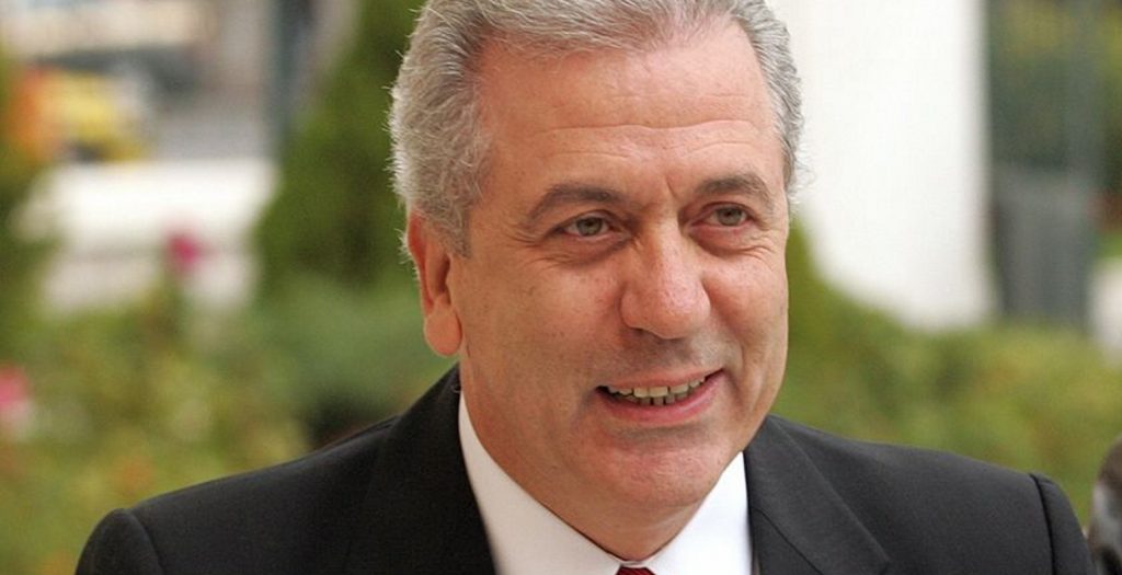 Αβραμόπουλος: Η αλληλεγγύη δεν είναι α λα καρτ | Pagenews.gr Αβραμόπουλος: Η αλληλεγγύη δεν είναι α λα καρτ | Pagenews.gr