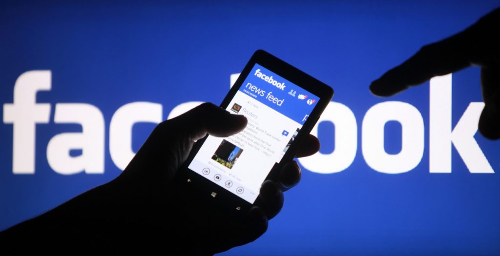 Πόσα δισ. κοστίζει το λάθος του Facebook στις μετρήσεις θέασης των online βίντεο; | Pagenews.gr Πόσα δισ. κοστίζει το λάθος του Facebook στις μετρήσεις θέασης των online βίντεο; | Pagenews.gr