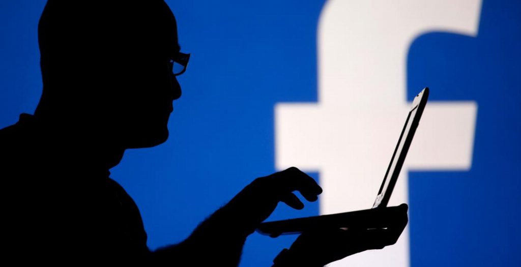 Oμαδικός βιασμός 15χρονης στο Σικάγο – Μεταδόθηκε ζωντανά από το Facebook | Pagenews.gr Oμαδικός βιασμός 15χρονης στο Σικάγο – Μεταδόθηκε ζωντανά από το Facebook | Pagenews.gr