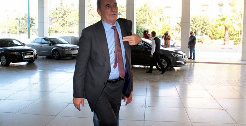 Νίπτει τας χείρας του ο Σταθάκης για το «ναυάγιο» στην πώληση του ΔΕΣΦΑ | Pagenews.gr Νίπτει τας χείρας του ο Σταθάκης για το «ναυάγιο» στην πώληση του ΔΕΣΦΑ | Pagenews.gr