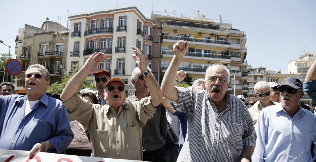 Συντάξεις: Οι τέσσερις μεγάλες αλλαγές που έρχονται το 2018 | Pagenews.gr Συντάξεις: Οι τέσσερις μεγάλες αλλαγές που έρχονται το 2018 | Pagenews.gr