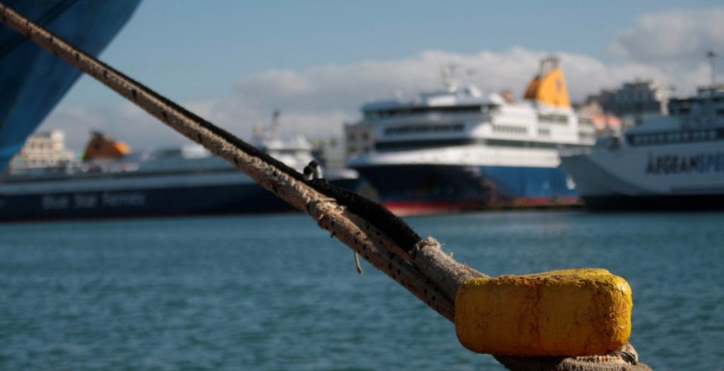 Η κακοκαιρία έφερε πρόσκρουση πλοίου στο λιμάνι της Ζακύνθου | Pagenews.gr Η κακοκαιρία έφερε πρόσκρουση πλοίου στο λιμάνι της Ζακύνθου | Pagenews.gr