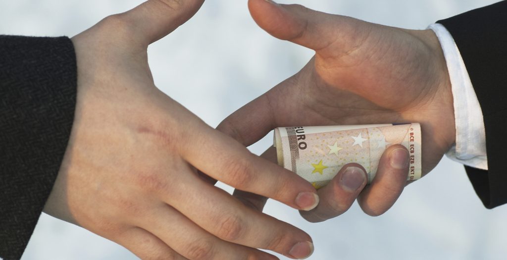 Γερμανία: Καλπάζει η διαφθορά στο Δημόσιο | Pagenews.gr Γερμανία: Καλπάζει η διαφθορά στο Δημόσιο | Pagenews.gr