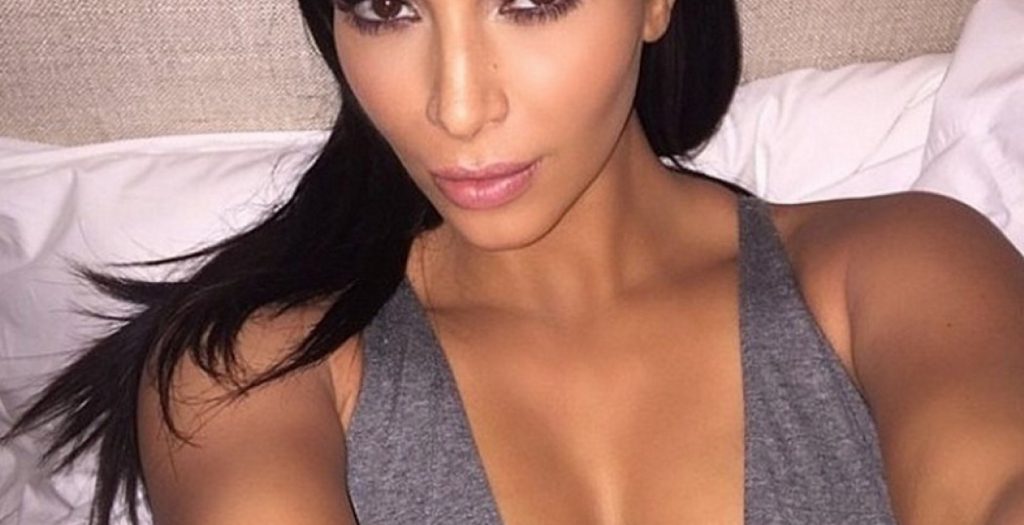 Δείτε την άγνωστη φωτογράφιση της Kim Kardashian (pics) | Pagenews.gr Δείτε την άγνωστη φωτογράφιση της Kim Kardashian (pics) | Pagenews.gr
