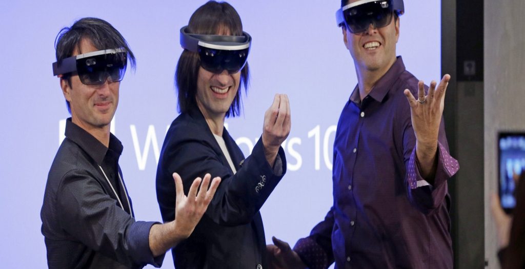 Project Neon: Το όραμα της Microsoft για το VR | Pagenews.gr Project Neon: Το όραμα της Microsoft για το VR | Pagenews.gr