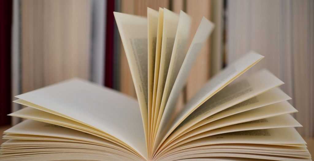«Το άρωμα της γυναίκας με τα μαύρα» | Pagenews.gr «Το άρωμα της γυναίκας με τα μαύρα» | Pagenews.gr