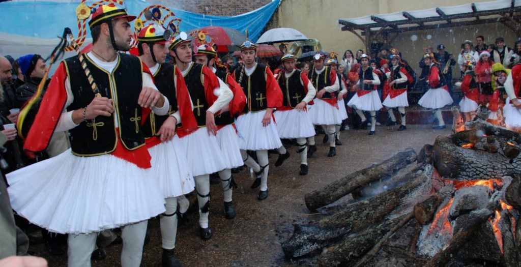 Στον κατάλογο της Unesco το εθιμικό δρώμενο των Μωμόερων της Κοζάνης | Pagenews.gr Στον κατάλογο της Unesco το εθιμικό δρώμενο των Μωμόερων της Κοζάνης | Pagenews.gr
