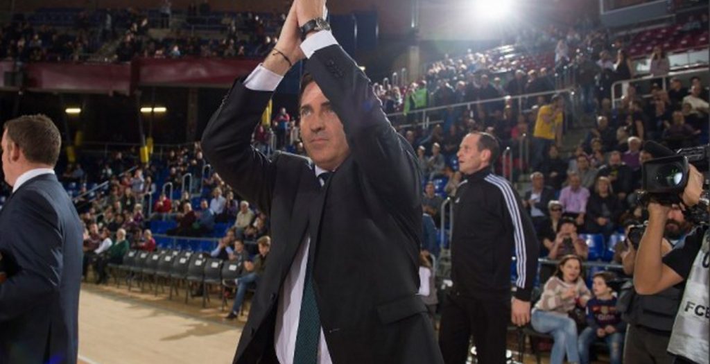 Τιμή και αποθέωση για Πασκουάλ στη Βαρκελώνη! (pics + vids) | Pagenews.gr Τιμή και αποθέωση για Πασκουάλ στη Βαρκελώνη! (pics + vids) | Pagenews.gr