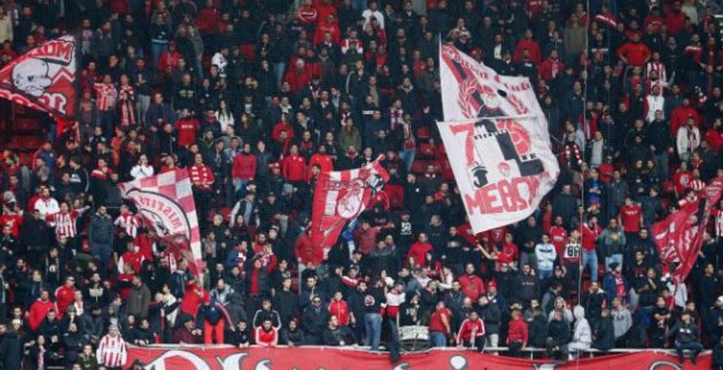 Φοβερό σύνθημα στο «Γ.Καραϊσκάκης»! | Pagenews.gr Φοβερό σύνθημα στο «Γ.Καραϊσκάκης»! | Pagenews.gr