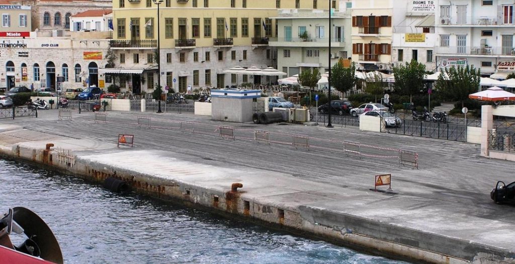 Παγκόσμια πρωτοτυπία – Χώρος αναμονής για άτομα ευπαθών ομάδων στο λιμάνι της Ερμούπολης | Pagenews.gr Παγκόσμια πρωτοτυπία – Χώρος αναμονής για άτομα ευπαθών ομάδων στο λιμάνι της Ερμούπολης | Pagenews.gr