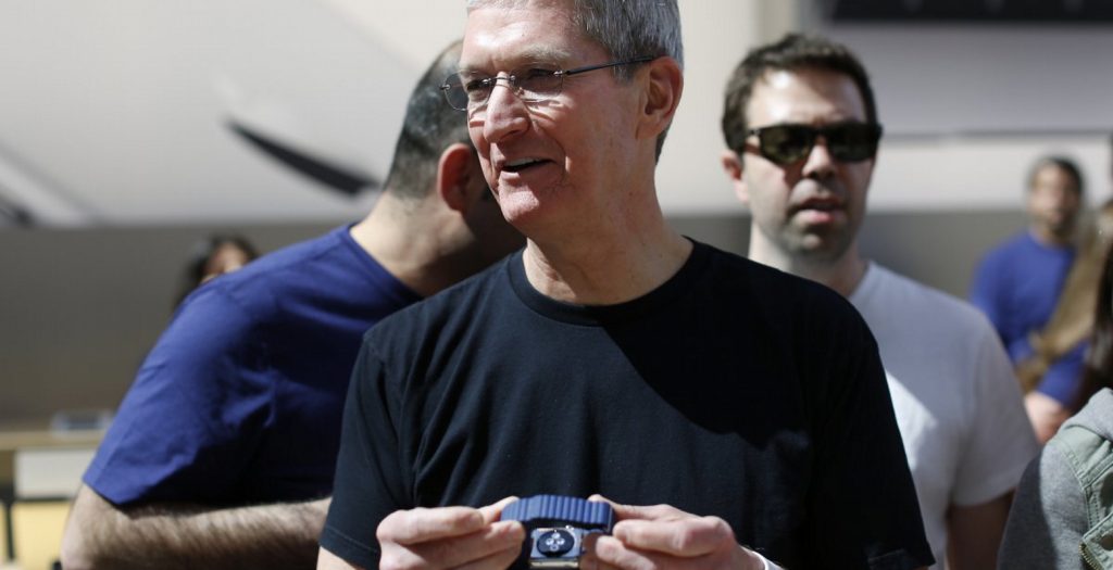 Τιμ Κουκ: Προβλέψεις για ρεκόρ πωλήσεων του Apple Watch εντός των εορτών | Pagenews.gr Τιμ Κουκ: Προβλέψεις για ρεκόρ πωλήσεων του Apple Watch εντός των εορτών | Pagenews.gr