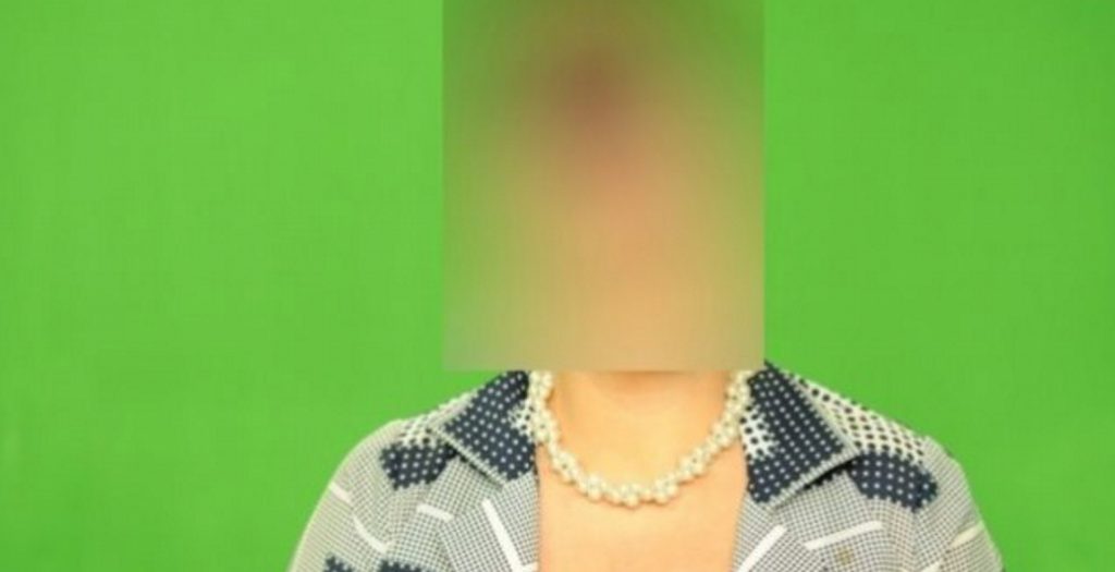 Πασίγνωστη Ελληνίδα δημοσιογράφος πετά όλα της τα ρούχα και φωτογραφίζεται γυμνή! | Pagenews.gr Πασίγνωστη Ελληνίδα δημοσιογράφος πετά όλα της τα ρούχα και φωτογραφίζεται γυμνή! | Pagenews.gr
