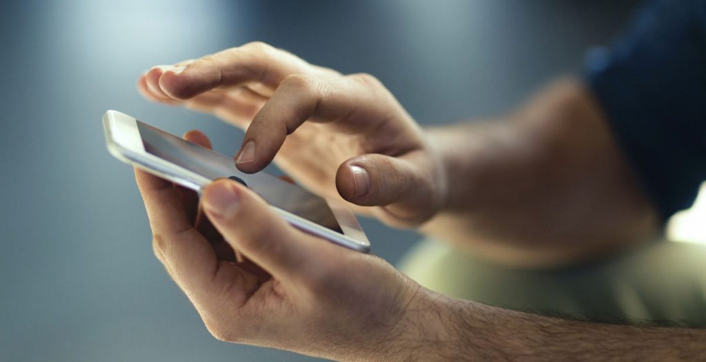 Smartphones: Πτώση στις πωλήσεις το τελευταίο τρίμηνο του 2017 | Pagenews.gr Smartphones: Πτώση στις πωλήσεις το τελευταίο τρίμηνο του 2017 | Pagenews.gr