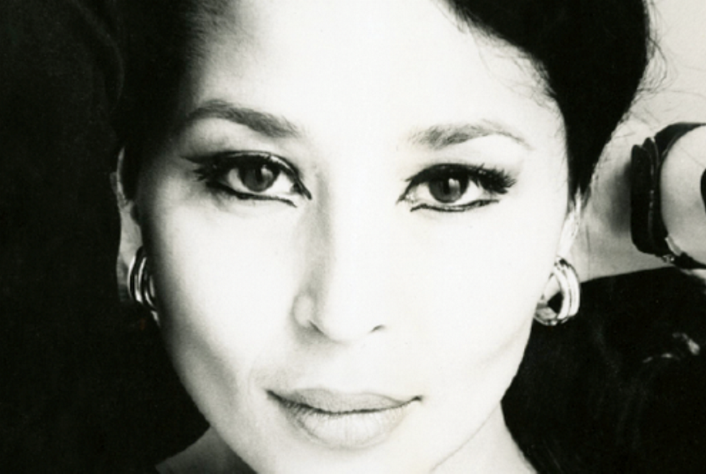 Πέθανε η China Machado, μοντέλο του Givenchy | Pagenews.gr Πέθανε η China Machado, μοντέλο του Givenchy | Pagenews.gr