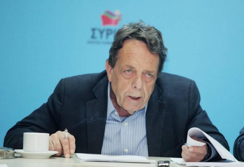 Πέθανε ο Βασίλης Μουλόπουλος | Pagenews.gr Πέθανε ο Βασίλης Μουλόπουλος | Pagenews.gr