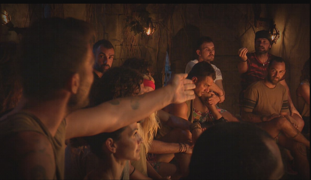Survivor: Ποιος «διάσημος» πήγε στους «μαχητές» (vid) | Pagenews.gr Survivor: Ποιος «διάσημος» πήγε στους «μαχητές» (vid) | Pagenews.gr