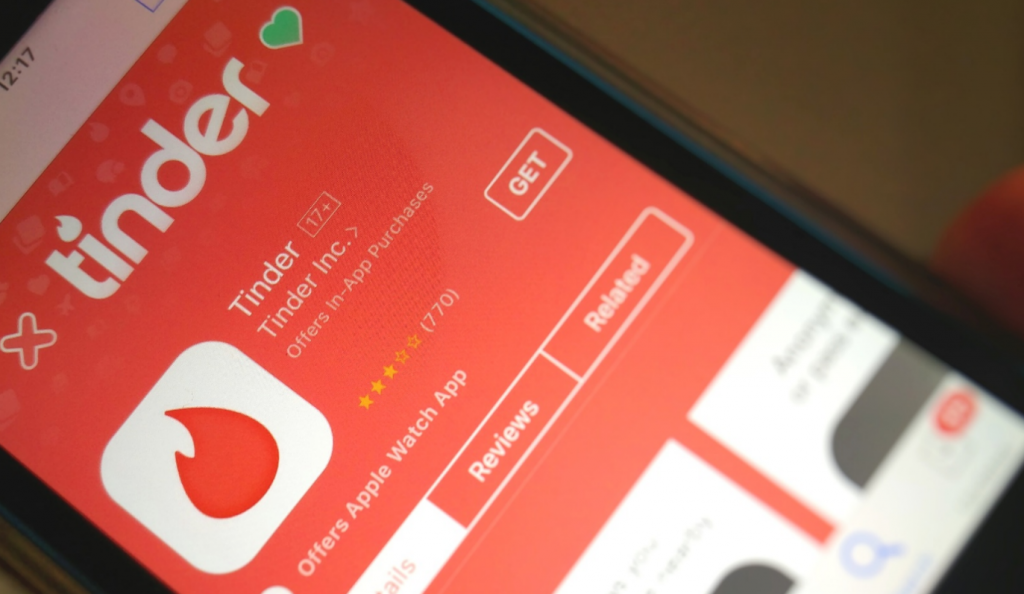 Tinder Select: Η εφαρμογή γνωριμιών για διασήμους | Pagenews.gr Tinder Select: Η εφαρμογή γνωριμιών για διασήμους | Pagenews.gr