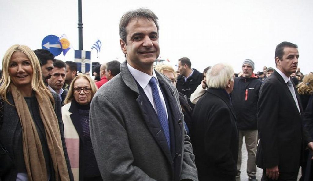 Μητσοτάκης από Ηράκλειο: Βρέχει λεφτά και η κυβέρνηση κρατά ομπρέλα! | Pagenews.gr Μητσοτάκης από Ηράκλειο: Βρέχει λεφτά και η κυβέρνηση κρατά ομπρέλα! | Pagenews.gr