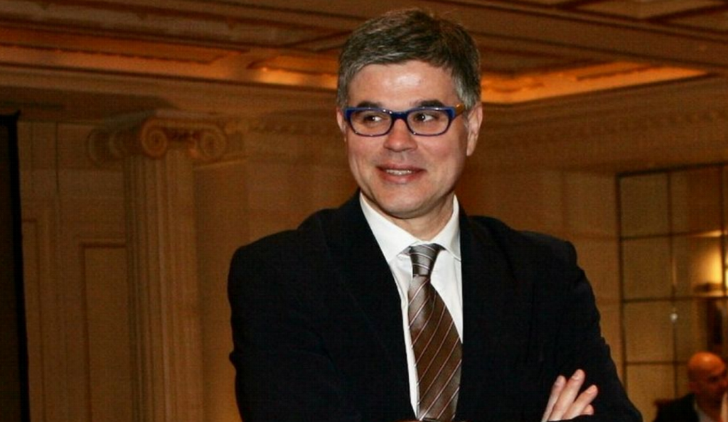 Συζητά με Ιωνικό ο Ασάνοβιτς | Pagenews.gr Συζητά με Ιωνικό ο Ασάνοβιτς | Pagenews.gr